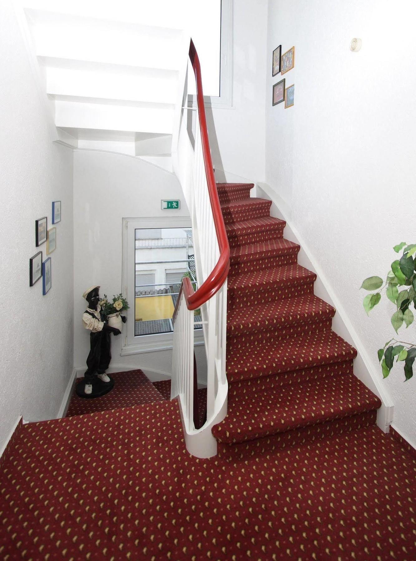 Hotel Garni Haus Hindenburg Königswinter Buitenkant foto